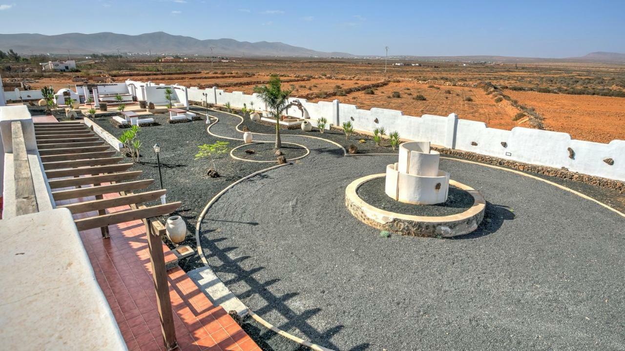 Villa La Senda Del Majorero Antigua  Exterior photo