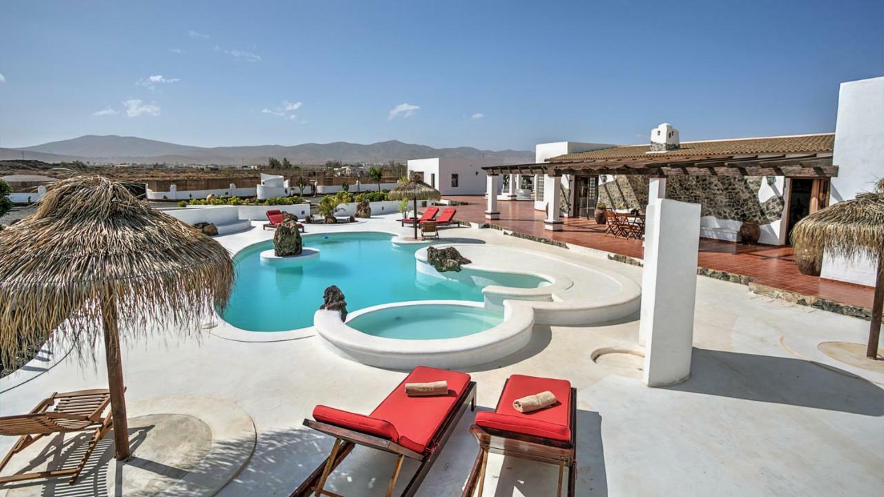 Villa La Senda Del Majorero Antigua  Exterior photo